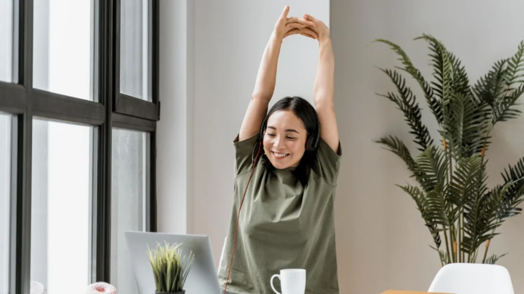 Mulai Hari dengan Stretching: Kunci Energi dan Fokus Sebelum Bekerja