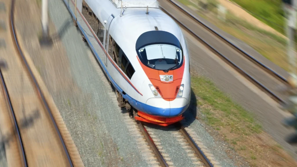 China Uji Coba Kereta Super Magnetik dengan Kecepatan 1.000 Kilometer per Jam