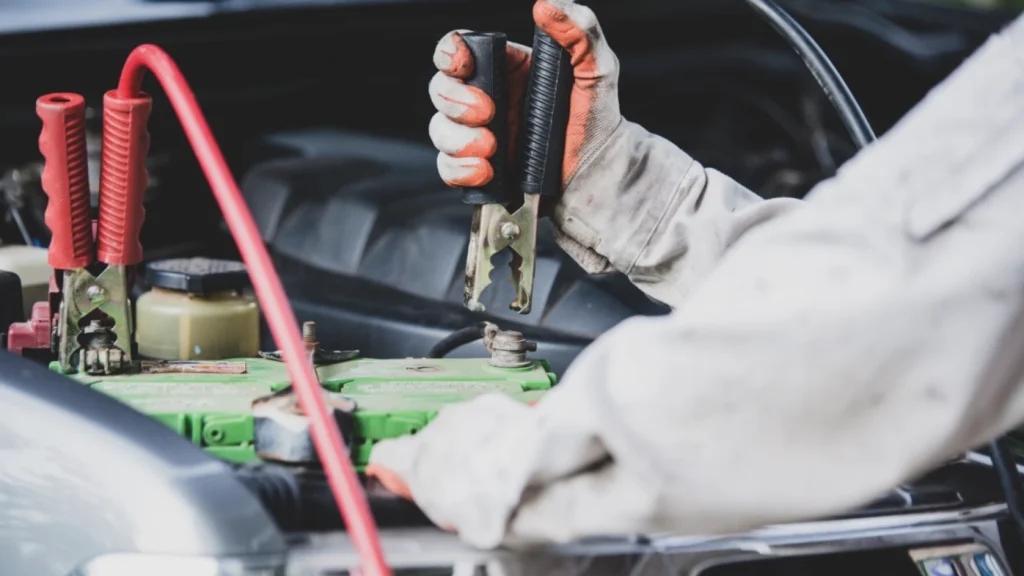 Penyebab Aki Mobil Cepat Tekor dan Cara Menghindarinya
